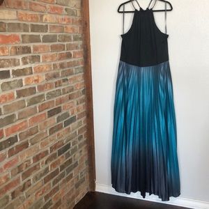 City Chic Maxi Dress | 18 |